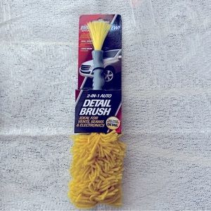 Elite Auto Care 2 in 1 Auto Detail Brush